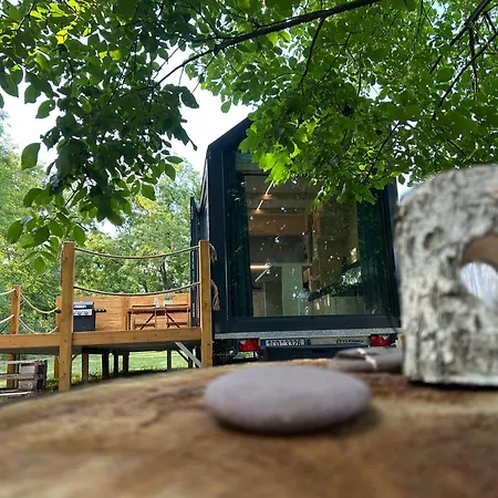 Glamping Lednice Tiny House Апартаменты